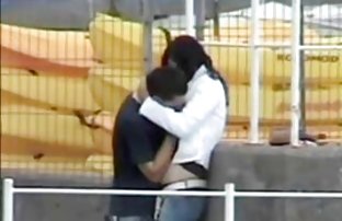 порно секс пальцы для друзей волосатые киски