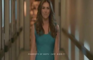 порно секс Молодая сука спонтанно дует петух