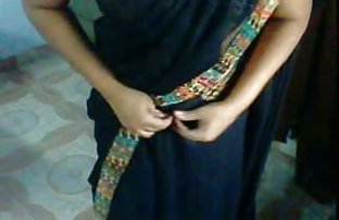 порно секс Супер волосатая сука размахивает ногами