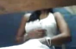 порно секс Милф с огромными естественными сиськами едет на анал мужа