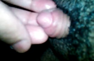 порно секс Черная шлюха настолько возбуждена