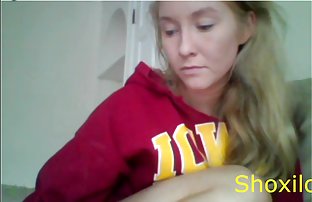 порно секс Гейлер Дрейерфик на диване